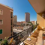 Residenza Europa 아파트 *